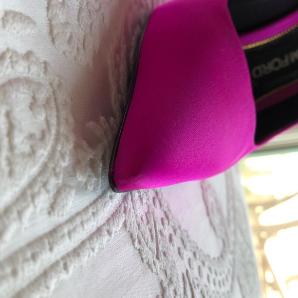 Tom Ford Hot Pink Satin Pumps - Picture 2 of 9